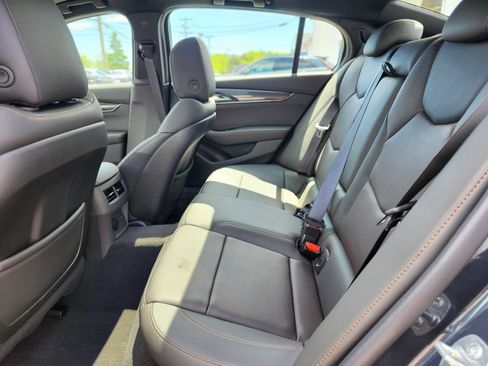 Used 2025 Cadillac CT5 V w/ Technology Package RWD image 14