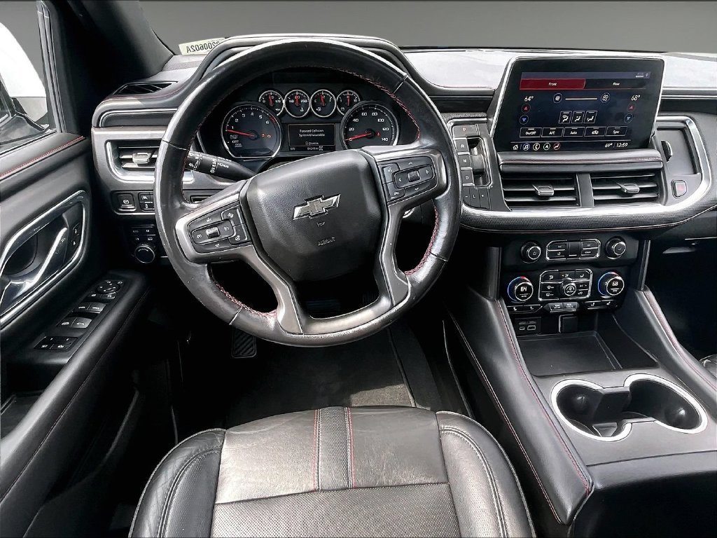 Used 2021 Chevrolet Suburban RST w/ Luxury Package AWD/4WD image 17