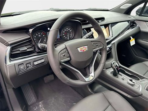 New 2025 Cadillac XT6 Premium Luxury w/ Technology Package image 21
