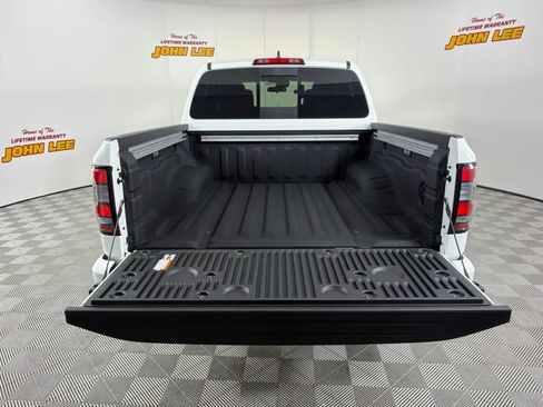 New 2026 Nissan Frontier PRO-4X w/ Pro-4x Convenience Package AWD/4WD image 5