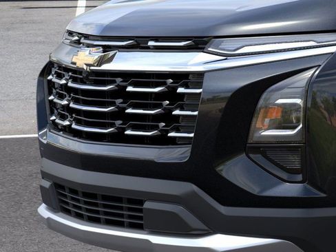 New 2026 Chevrolet Equinox LT w/ Convenience Package II image 13