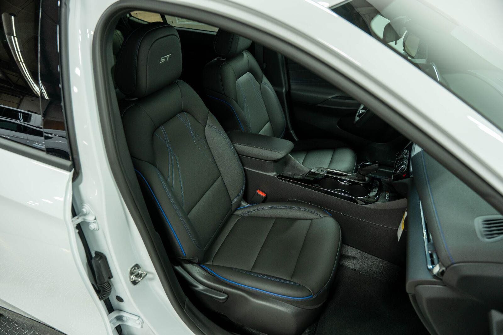 New 2026 Buick Envista Sport Touring w/ Convenience I Package FWD image 20