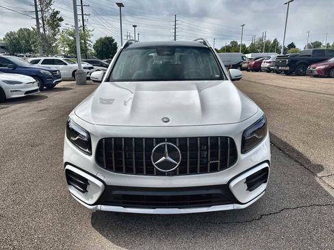 Used 2026 Mercedes-Benz GLB 35 AMG 4MATIC image 12