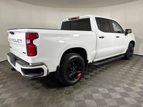 Used 2025 Chevrolet Silverado 1500 RST w/ Redline Edition AWD/4WD image 3