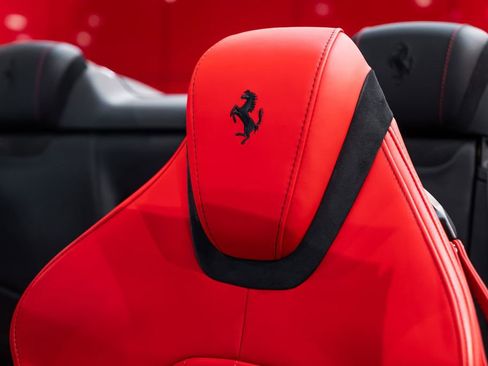 Used 2024 Ferrari Roma Spider RWD image 6