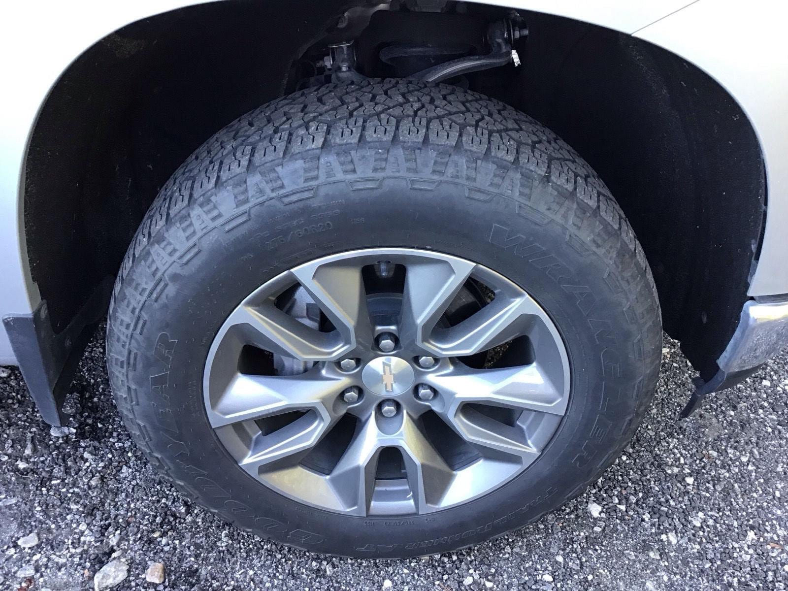 Used 2022 Chevrolet Silverado 1500 LT AWD/4WD image 8