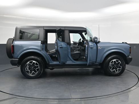 Used 2024 Ford Bronco Outer Banks AWD/4WD image 36