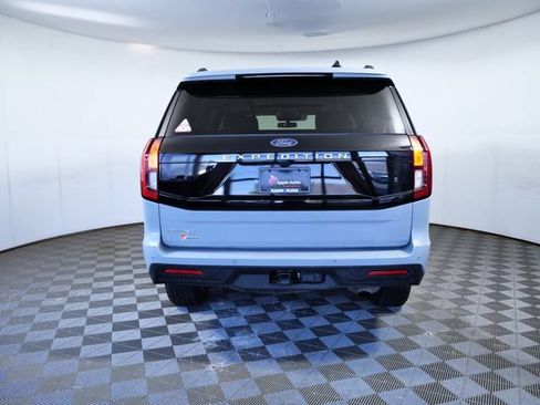 Certified 2025 Ford Expedition Active AWD/4WD image 5