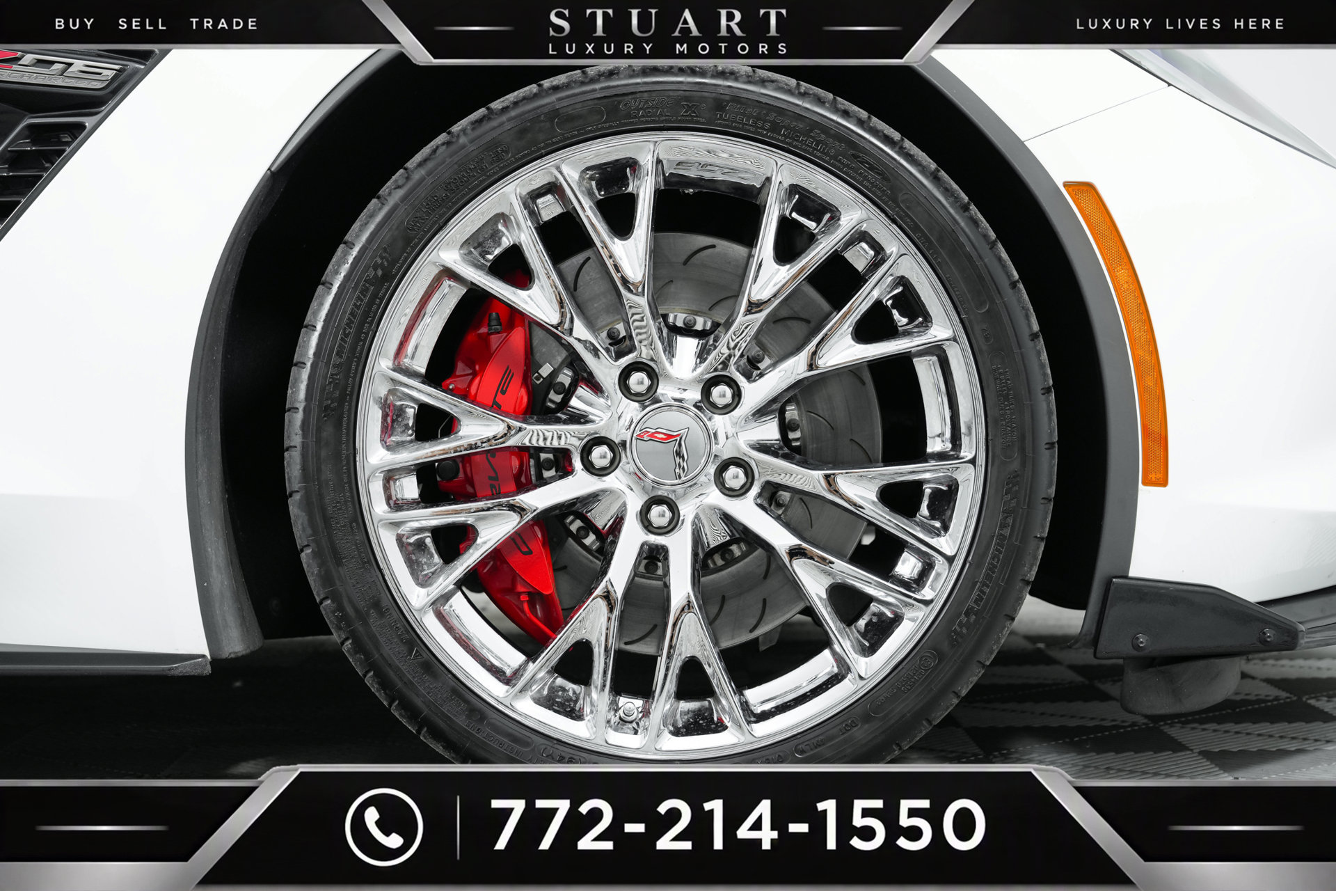 Used 2015 Chevrolet Corvette Z06 w/ 3LZ Preferred Equipment Group RWD image 35