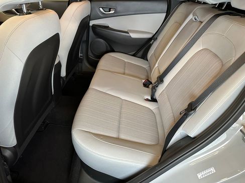 Used 2022 Hyundai Kona SEL w/ Convenience Package FWD image 21