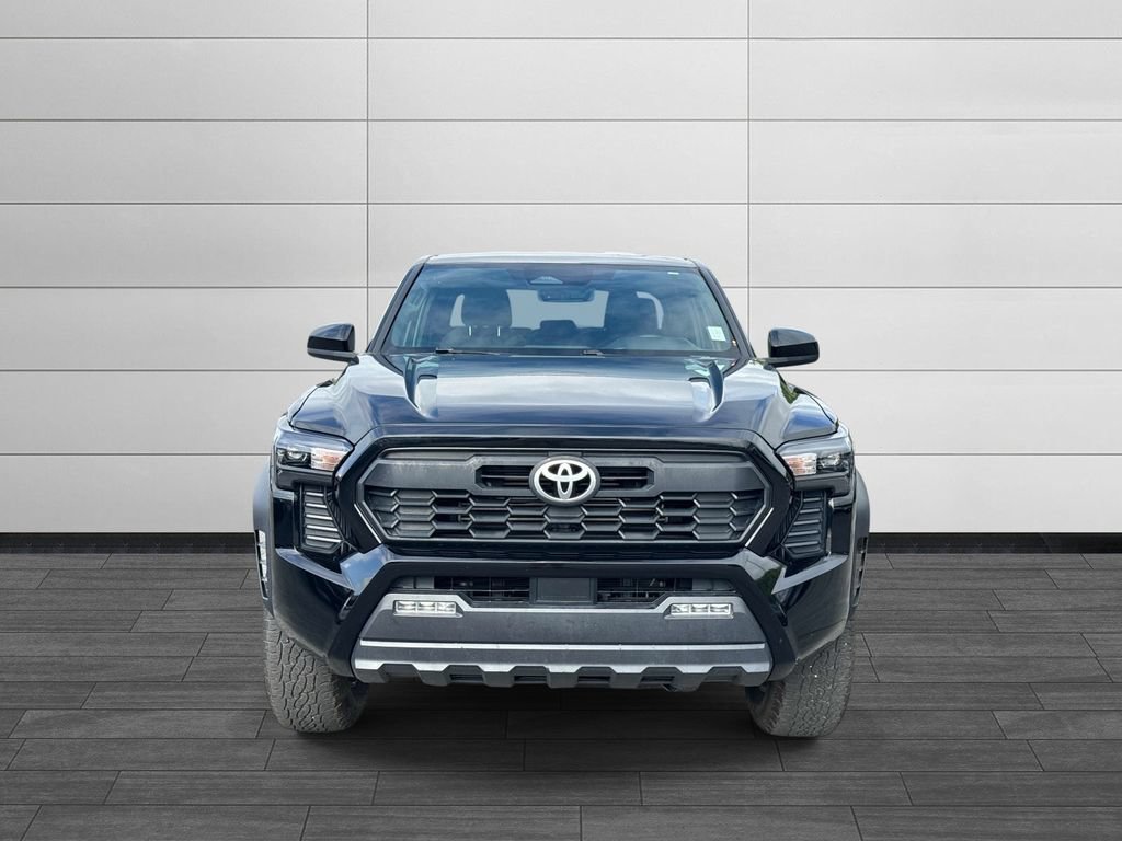 Used 2024 Toyota Tacoma TRD Off-Road AWD/4WD image 8