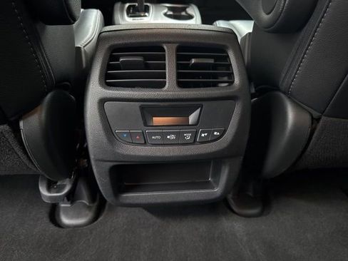 Used 2018 Honda Pilot EX-L image 19
