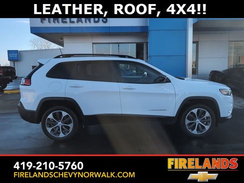 Used 2022 Jeep Cherokee Limited w/ Elite Package image 5