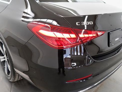 Used 2025 Mercedes-Benz C 300 4MATIC Sedan image 44
