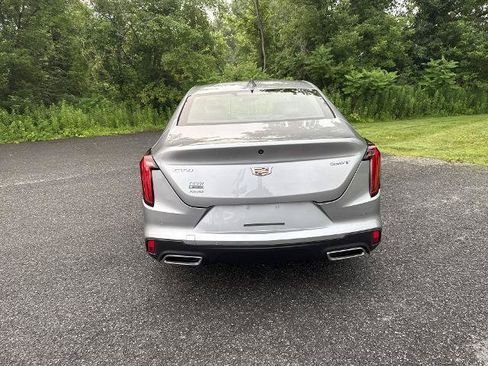 Used 2025 Cadillac CT4 Luxury w/ Cold Weather Package AWD/4WD image 4