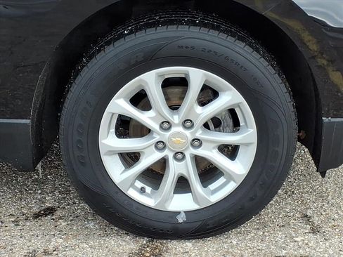 Used 2019 Chevrolet Equinox LT w/ Driver Convenience Package image 10