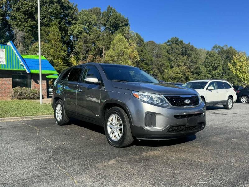 Used 2014 Kia Sorento LX AWD/4WD image 3