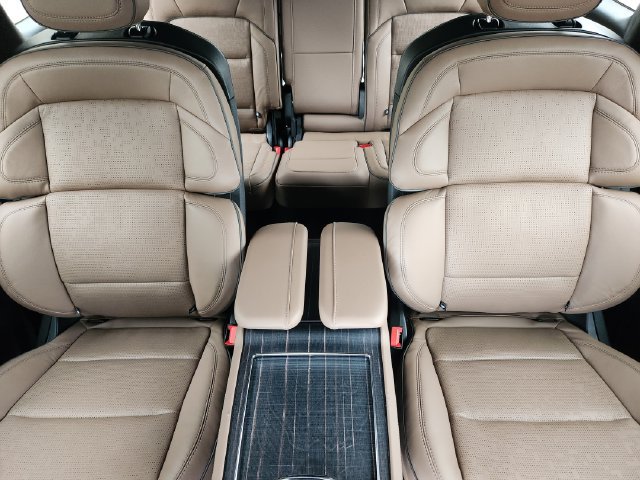 New 2027 Lincoln Navigator L Black Label AWD/4WD image 14