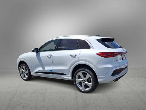 New 2025 Audi Q5 Premium Plus image 8