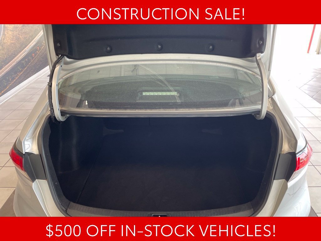 Used 2024 Toyota Corolla LE FWD image 13