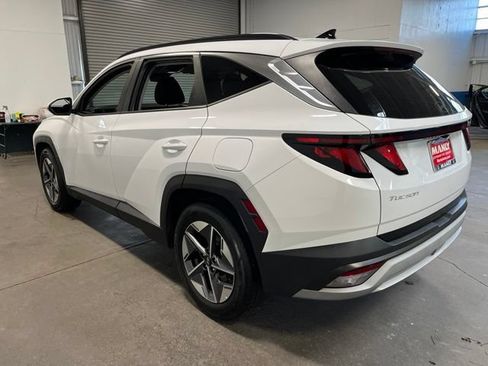 Used 2025 Hyundai Tucson SEL FWD image 5