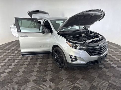 Used 2021 Chevrolet Equinox LT FWD image 12