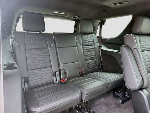Used 2026 Cadillac Escalade Platinum Sport w/ LPO, ONYX Package AWD/4WD image 19