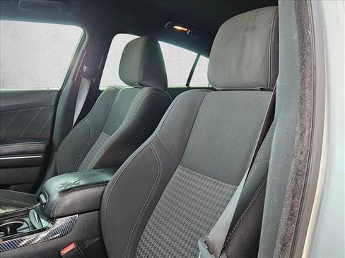 Used 2019 Dodge Charger SXT w/ Driver Confidence Group RWD image 14