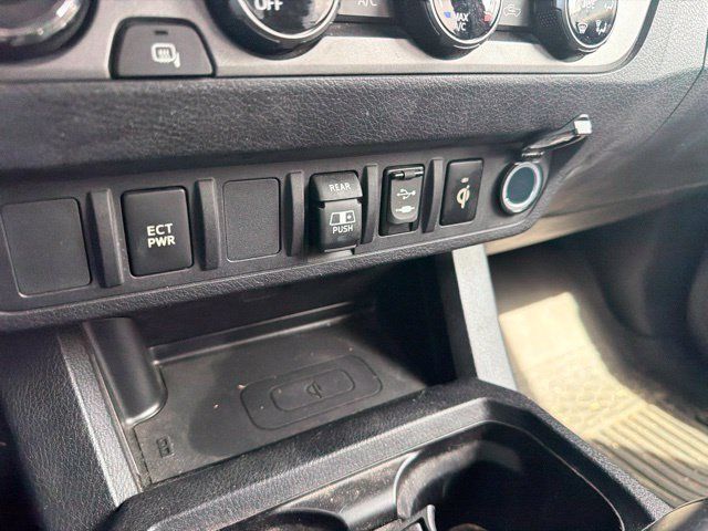 Used 2018 Toyota Tacoma TRD Off-Road AWD/4WD image 52