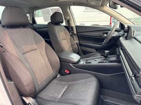 Used 2023 Honda Accord EX image 29