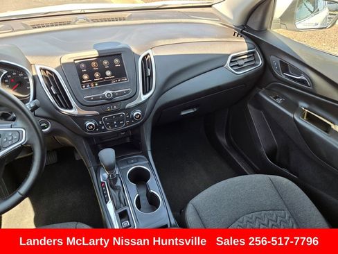 Used 2024 Chevrolet Equinox LT AWD/4WD image 16