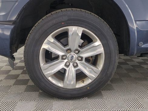 Used 2015 Ford F150 Platinum w/ Equipment Group 701A Luxury AWD/4WD image 27