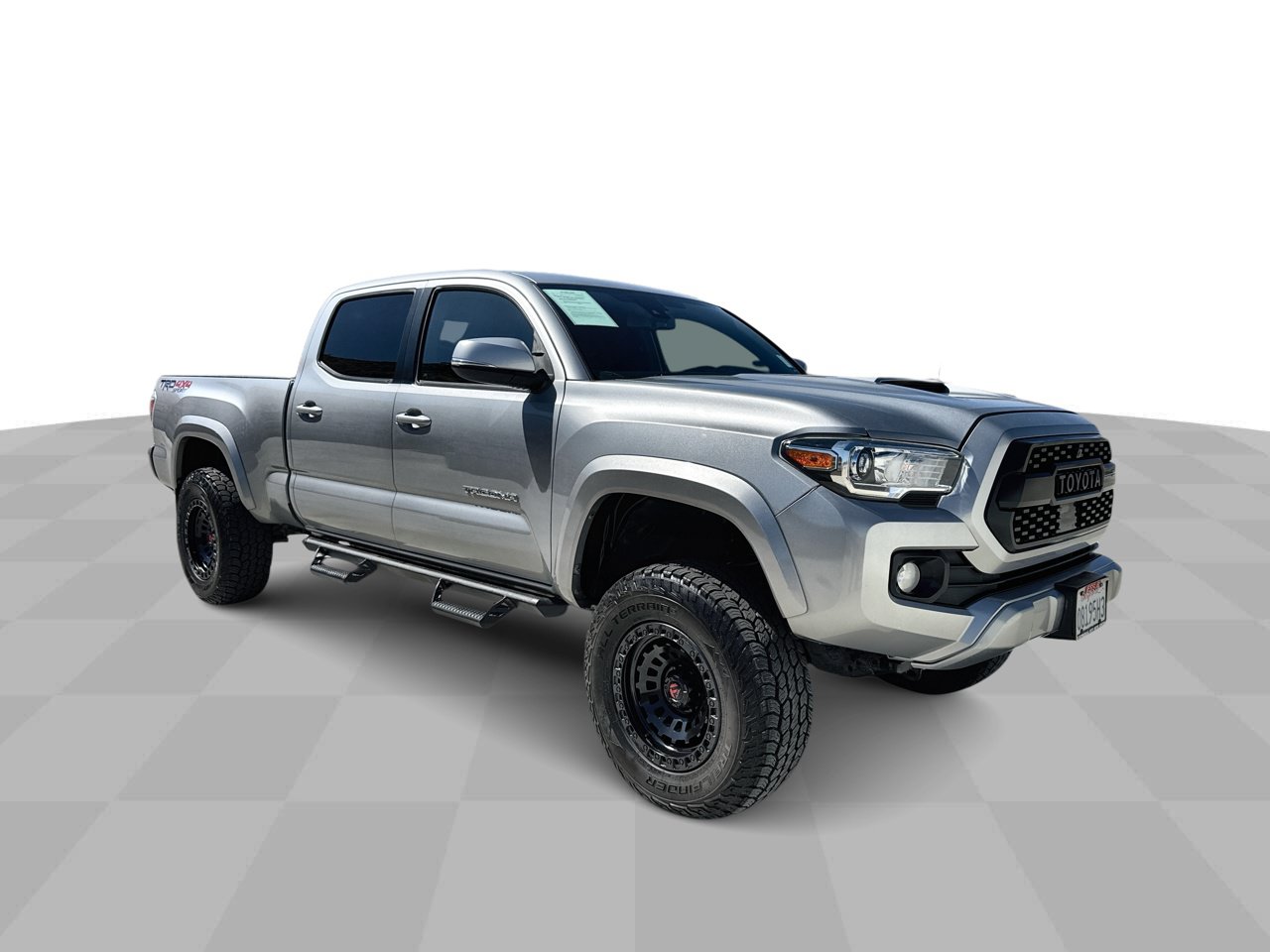 Used 2021 Toyota Tacoma TRD Sport w/ Technology Package AWD/4WD image 2