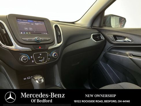 Used 2020 Chevrolet Equinox LT AWD/4WD image 32
