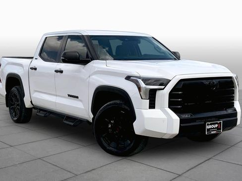 Used 2024 Toyota Tundra SR5 w/ SR5 Convenience Package AWD/4WD image 3