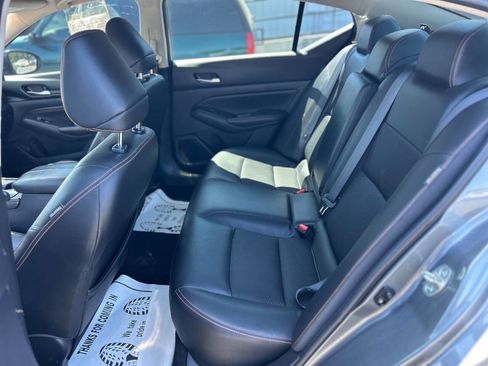Used 2020 Nissan Altima 2.5 SR AWD/4WD image 16