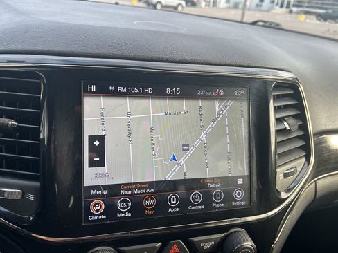 Used 2020 Jeep Grand Cherokee Limited X AWD/4WD image 25