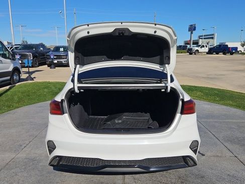 Used 2024 Kia Forte GT-Line w/ GT-Line Premium Package image 8