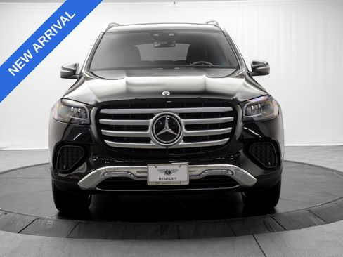 Used 2025 Mercedes-Benz GLS 450 4MATIC image 2