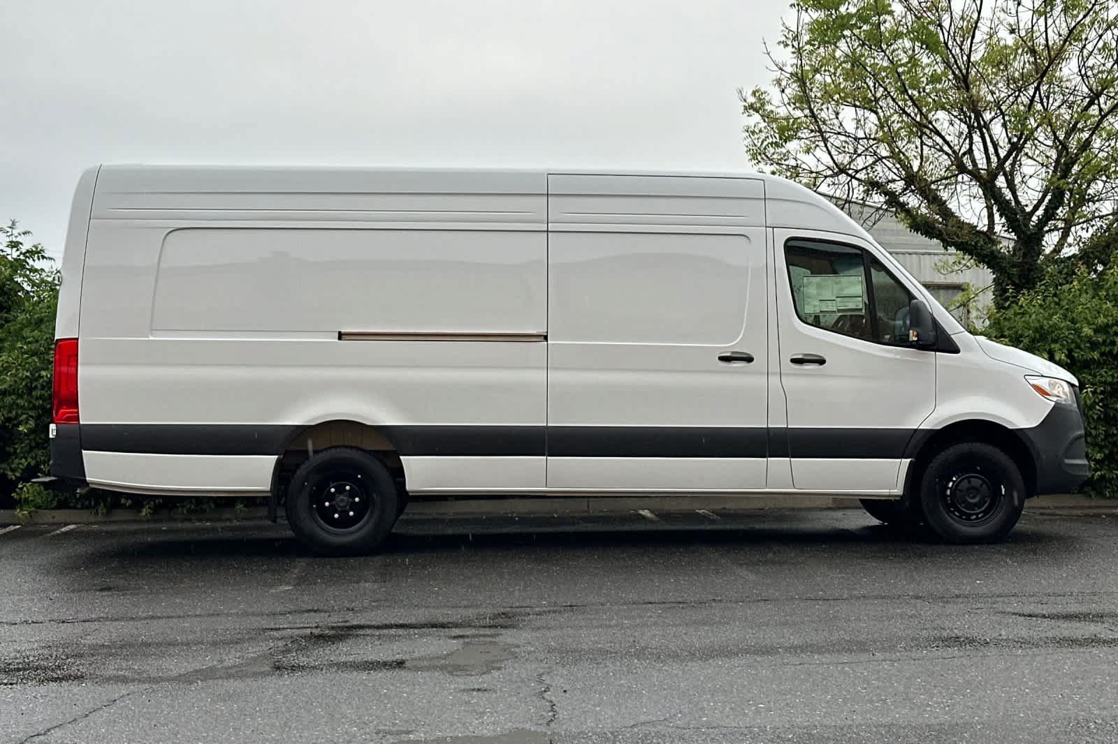 New 2026 Mercedes-Benz Sprinter 3500 image 2