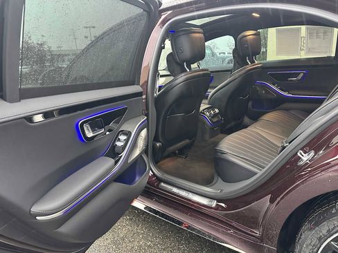 Used 2024 Mercedes-Benz S 500 S 500 image 14