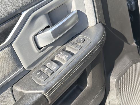Used 2019 RAM 2500 Big Horn AWD/4WD image 15
