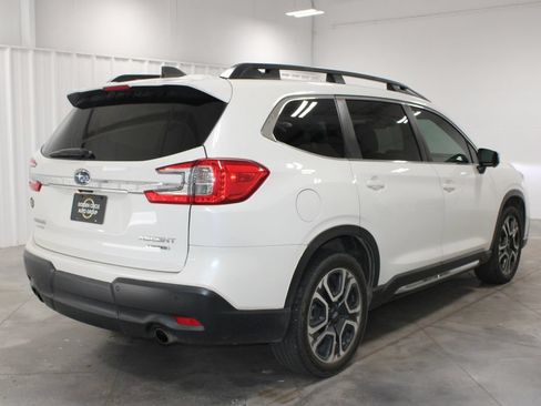 Used 2023 Subaru Ascent Limited w/ Technology Package AWD/4WD image 9