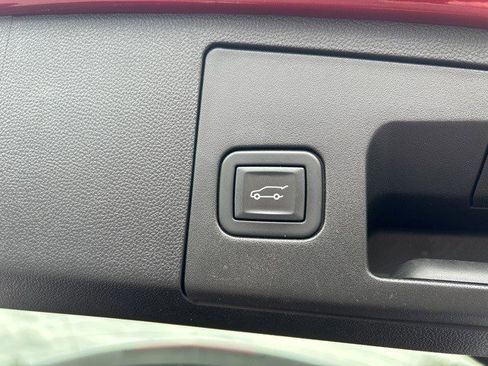 Certified 2023 Cadillac XT4 Sport w/ Cold Weather Package image 27