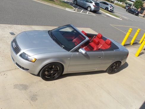 Used 2005 Audi S4 Cabriolet image 95