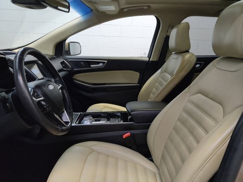 Used 2020 Ford Edge SEL w/ Convenience Package FWD image 17