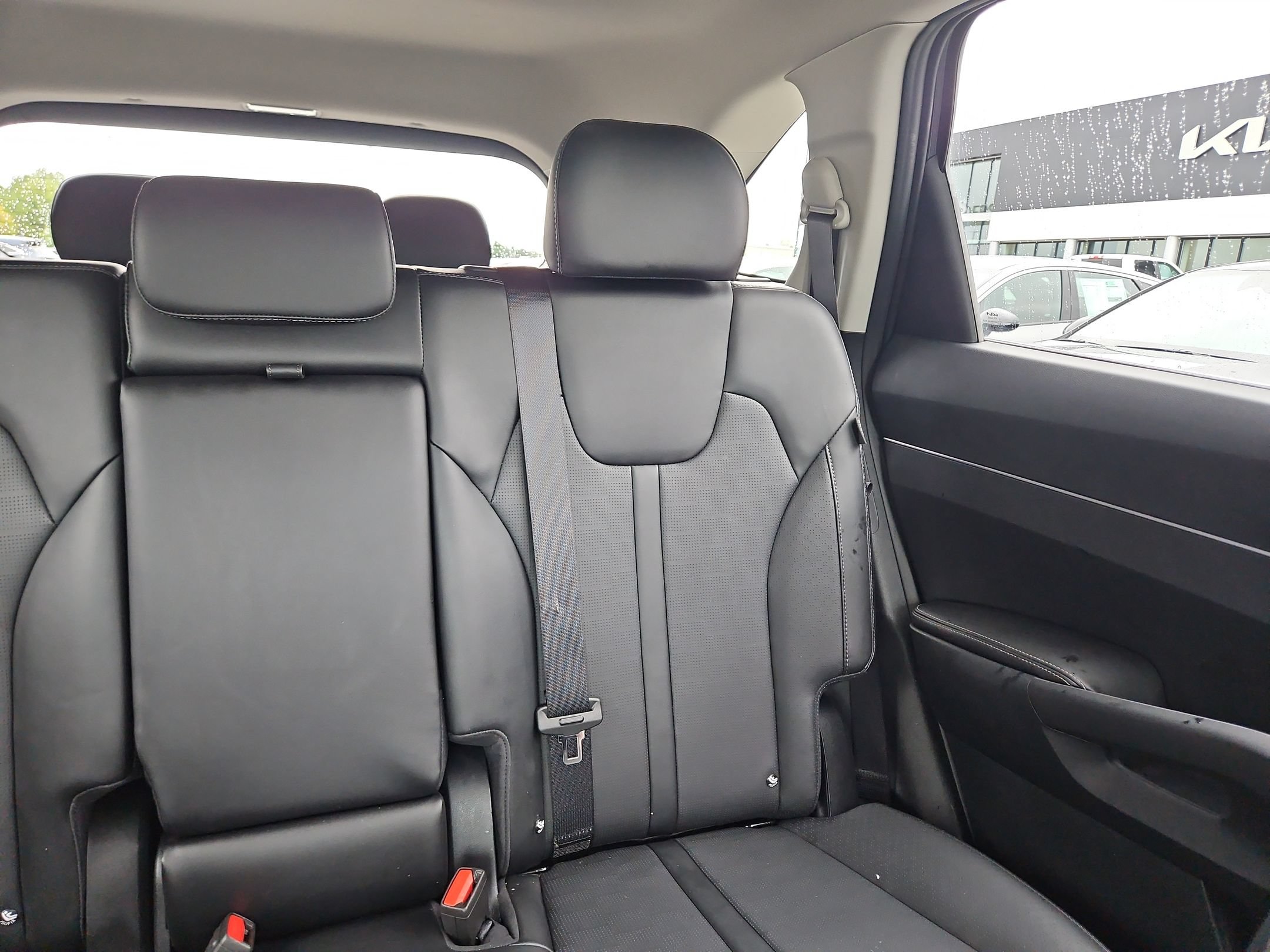 Used 2025 Kia Sorento S w/ Panoramic Sunroof Package FWD image 14