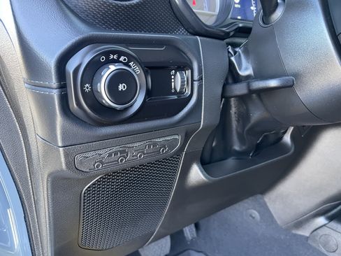 New 2026 Jeep Wrangler Unlimited Rubicon AWD/4WD image 17
