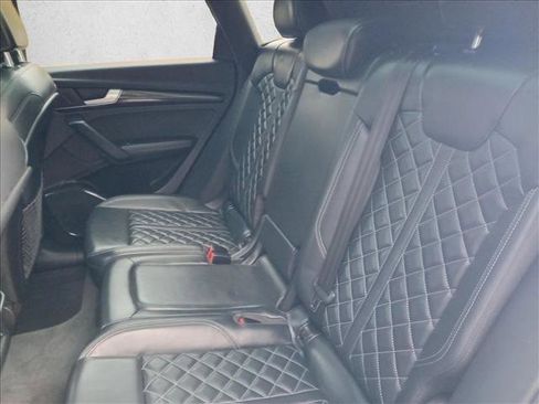 Used 2022 Audi SQ5 Premium Plus w/ Premium Plus Package image 12