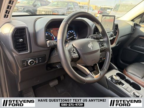 Used 2024 Ford Bronco Sport Outer Banks w/ Tech Package image 23